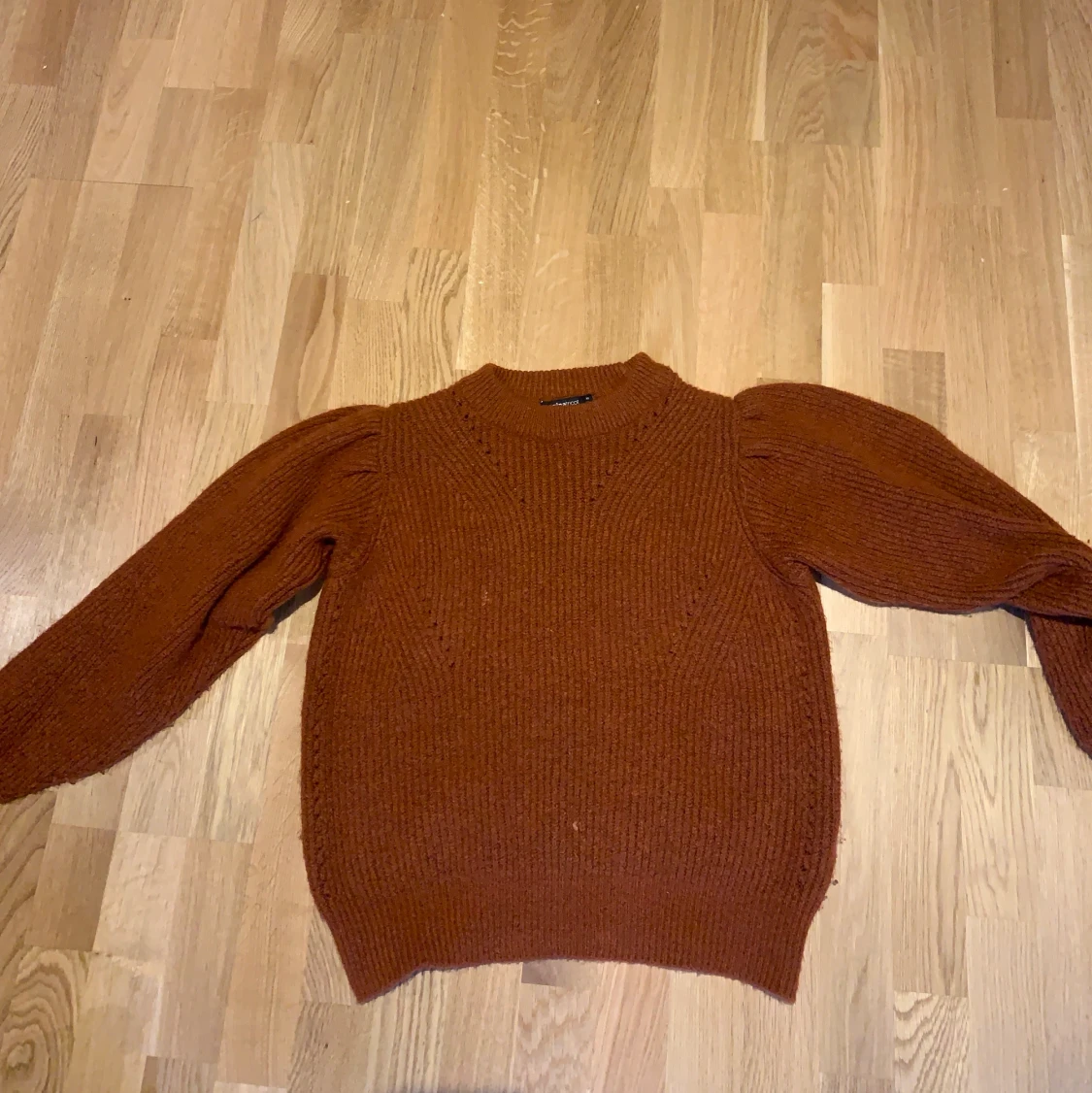 Stickad tröja från Gina - 91