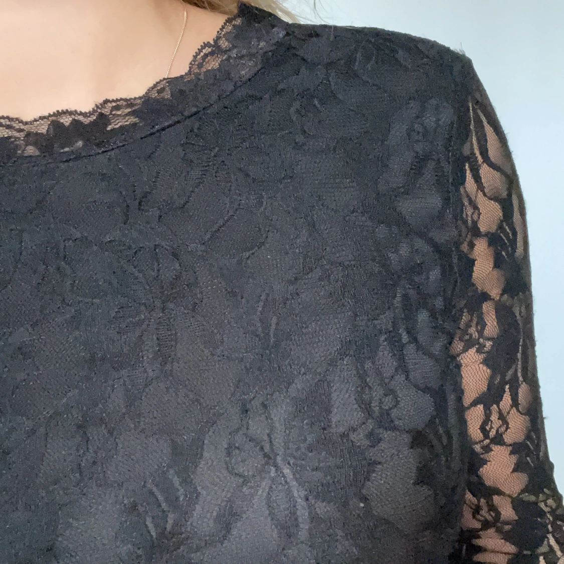 svart spetskkännibg - 90