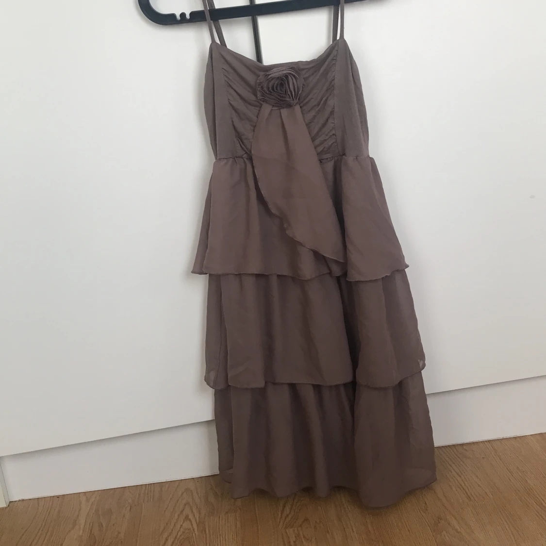 Brun, Klänning från BODY FLIRT