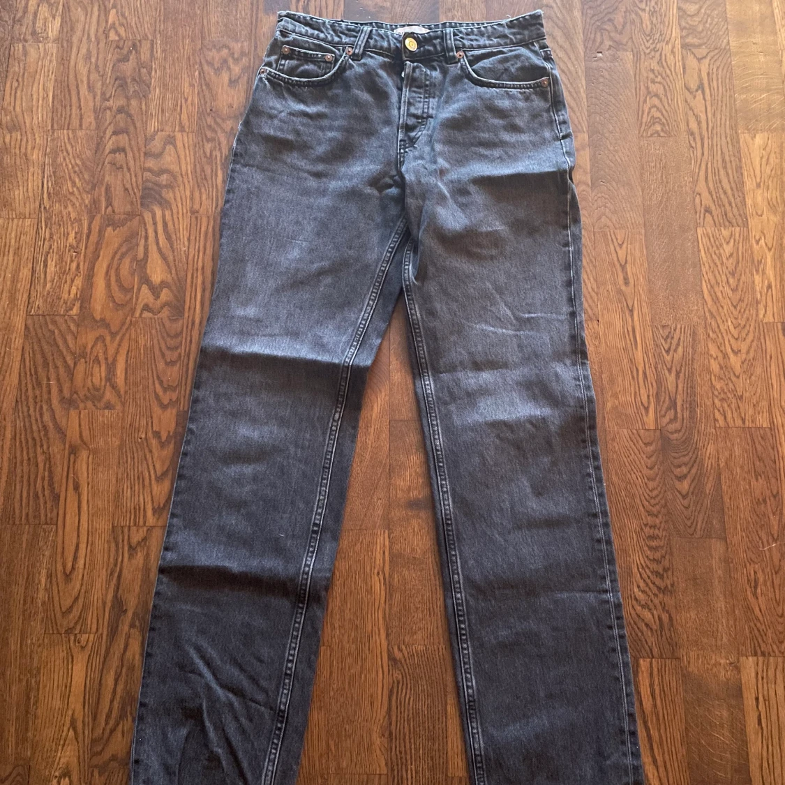 Zara jeans