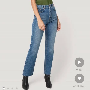 Nya Nakd jeans - Nypris:549kr Storlek small