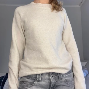 Veromoda stickad tröja  - Inte min stil 