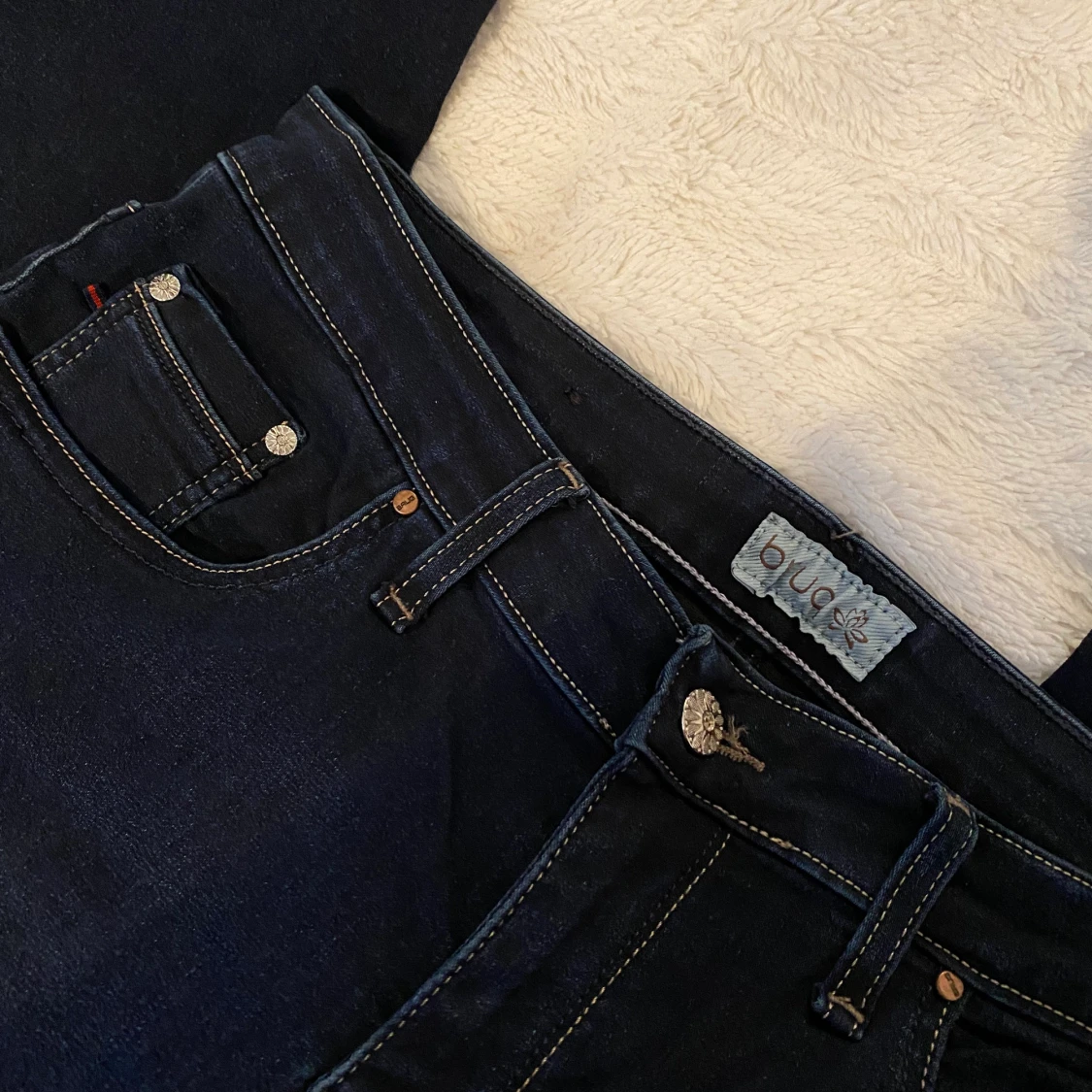 Bruq jeans (nya) - 90