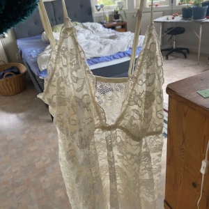 Fint linne 10kr - Spets linne/lingerie för 10kr + frakt från Gina trixiga 