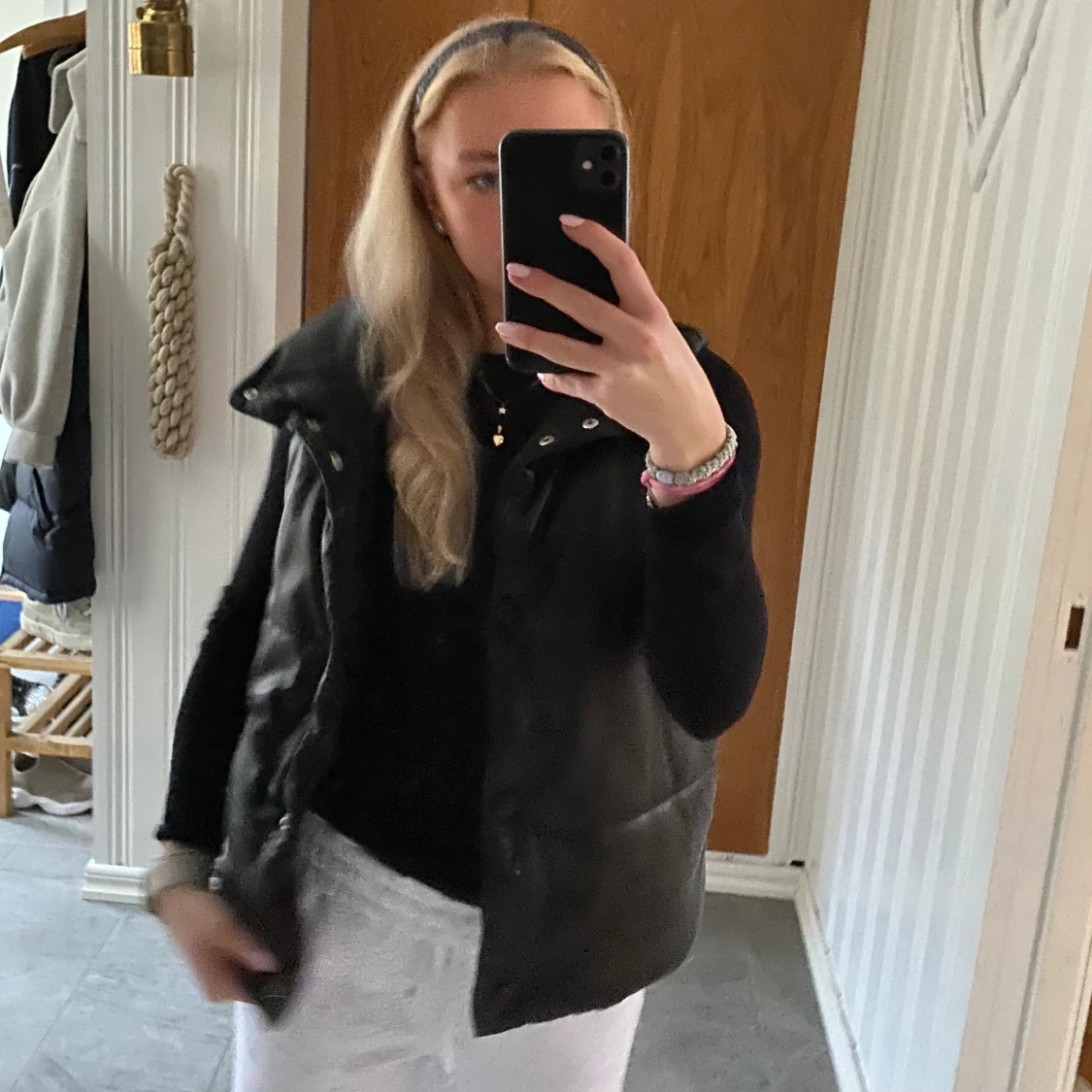 Svart väst från nakd!  - 90