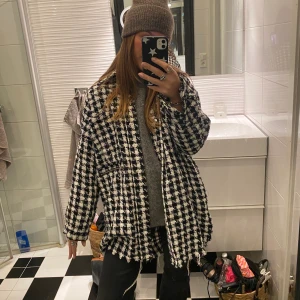 Jacka zara  - Oversized Jacka från Zara strl Xs. 
