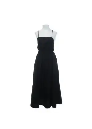 Black dress, with naked back. It fits awesome and looks great.
