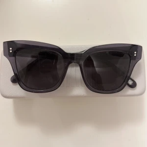 Chimi solglasögon  - Chimi solglasögon i modellen #005 i färgen ginger! Använd några gånger❤️‍🔥 