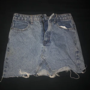 Jeans kjol - Storlek S 