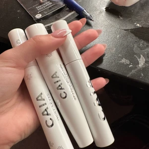 Caia mascara - 3 st mascaror från caias julkalender Spare intense, next level och waterproof  Självklart helt oöppnade  150kr st eller alla 3 för 400 Nypris 220kr styck 