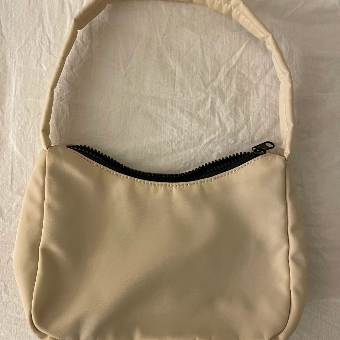 Väska från Gina Tricot - 91