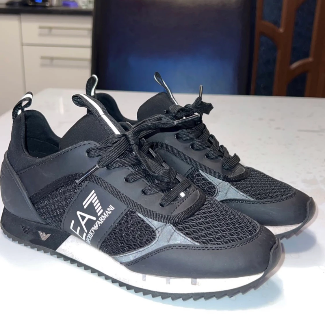 Nya armani skor 