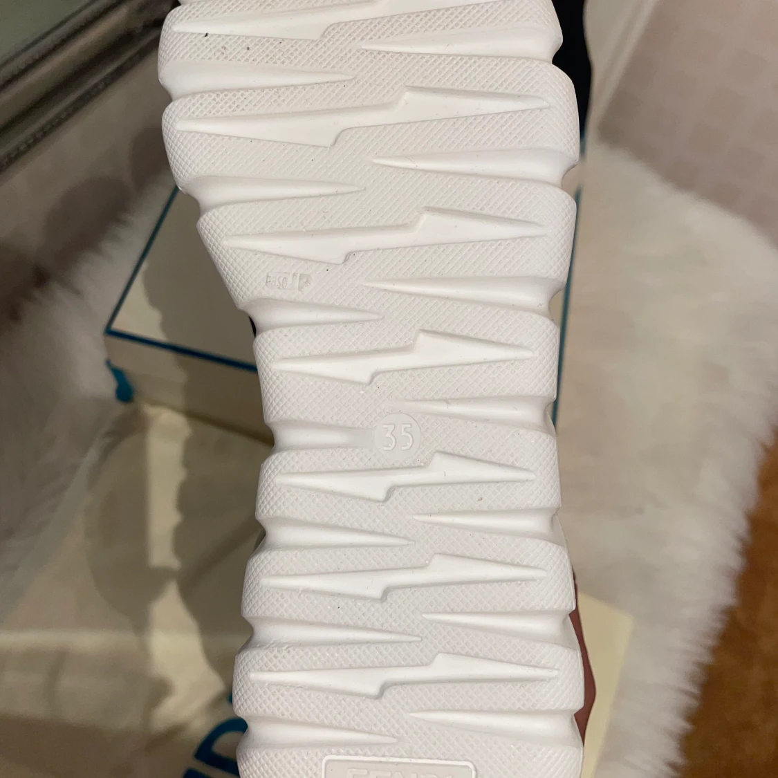 Fendi socksneakers  - 90