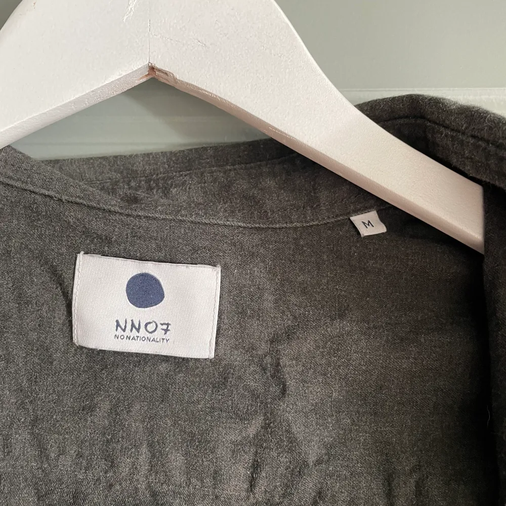 (INTE STRYKT) Säljer skjorta från NN07 den är i nyskick . Skjortor.