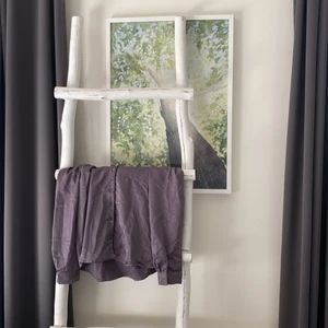 Tröja/nattlinne - En sjukt sött linne/tröja i väldigt bekvämt tyg , aldrig använd . Har knappat och en liten ficka på ena bröstet , grå💞 mini lite oversized 😻