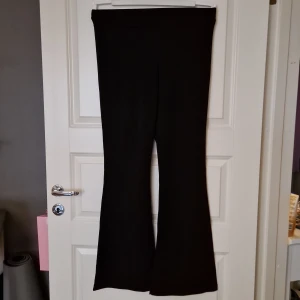 Mjuka kostymbyxor - Stretchiga