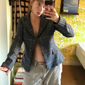 Rutig kavaj - Blå rutig kavaj med snygg passform! Hmu om du är intresserad, frakt tillkommer ♥️♥️ 