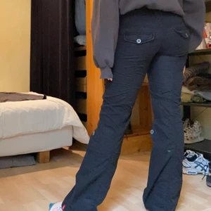 Cargobyxor - superfina cargo byxor från EDC by esprit❤️ ❤️ i fint skick  🐻 skriv innan du köper! 