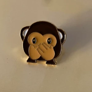 Funny monkey pin 🧡 - Fri frakt! 🧡