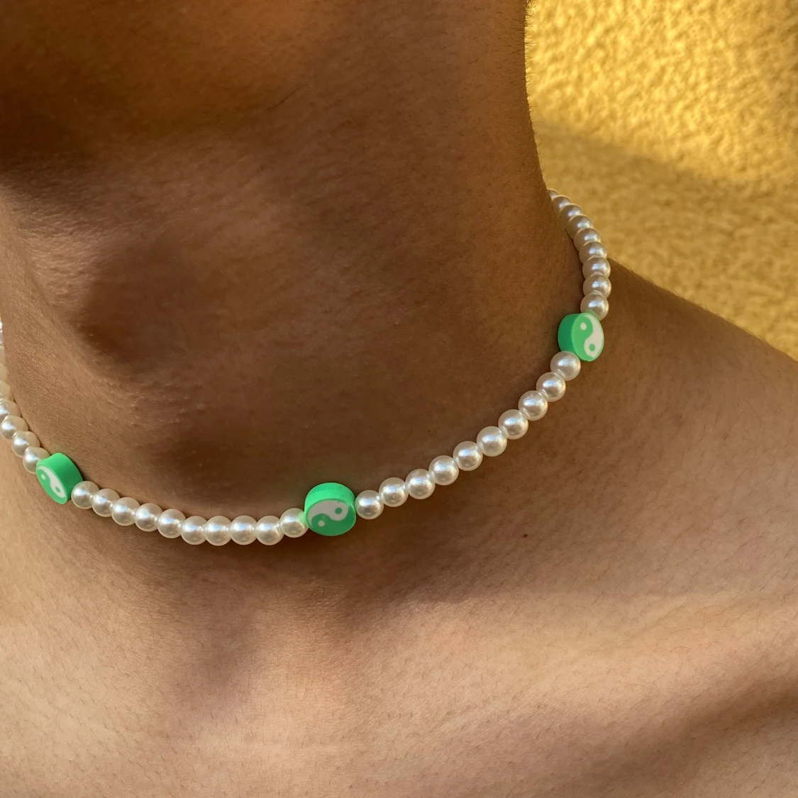 Grönt yin yang och pärl halsband 🍀 - 90