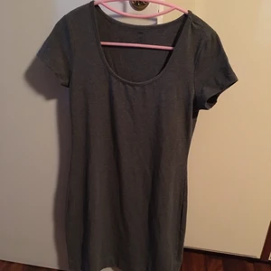 Klänning - Oanvänd, mysig, skön, enkel klänning. 
