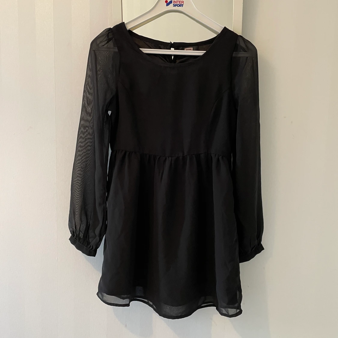 svart klänning storlek S - 90