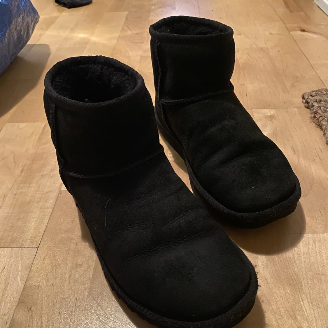Uggs  - 90