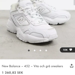 Vita new balance// storlek 38 - Använda men i fint skick!  Fråga om du vill få bilder på mina :)