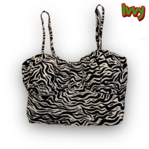 Zebra topp från Zara - Zebra topp från Zara🖤🤍
