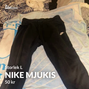 Nike mjukis - Passar även storlek M