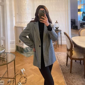 Maje blazer  - Oanvänd oversized Maje blazer Fransk 40, S-M Nypris 3000kr 