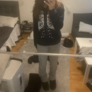 Zip up - Säljer för jag inte använder den längre