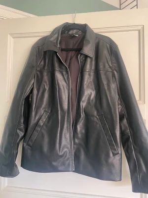 Läderjacka - Oversized faux leather jacket 
