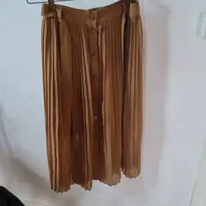 Fin kjol från monki