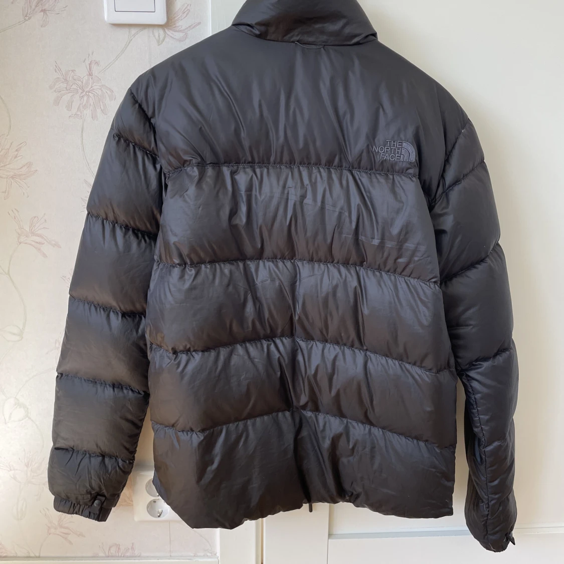 The North Face Black Nuptse Mens Small - 90