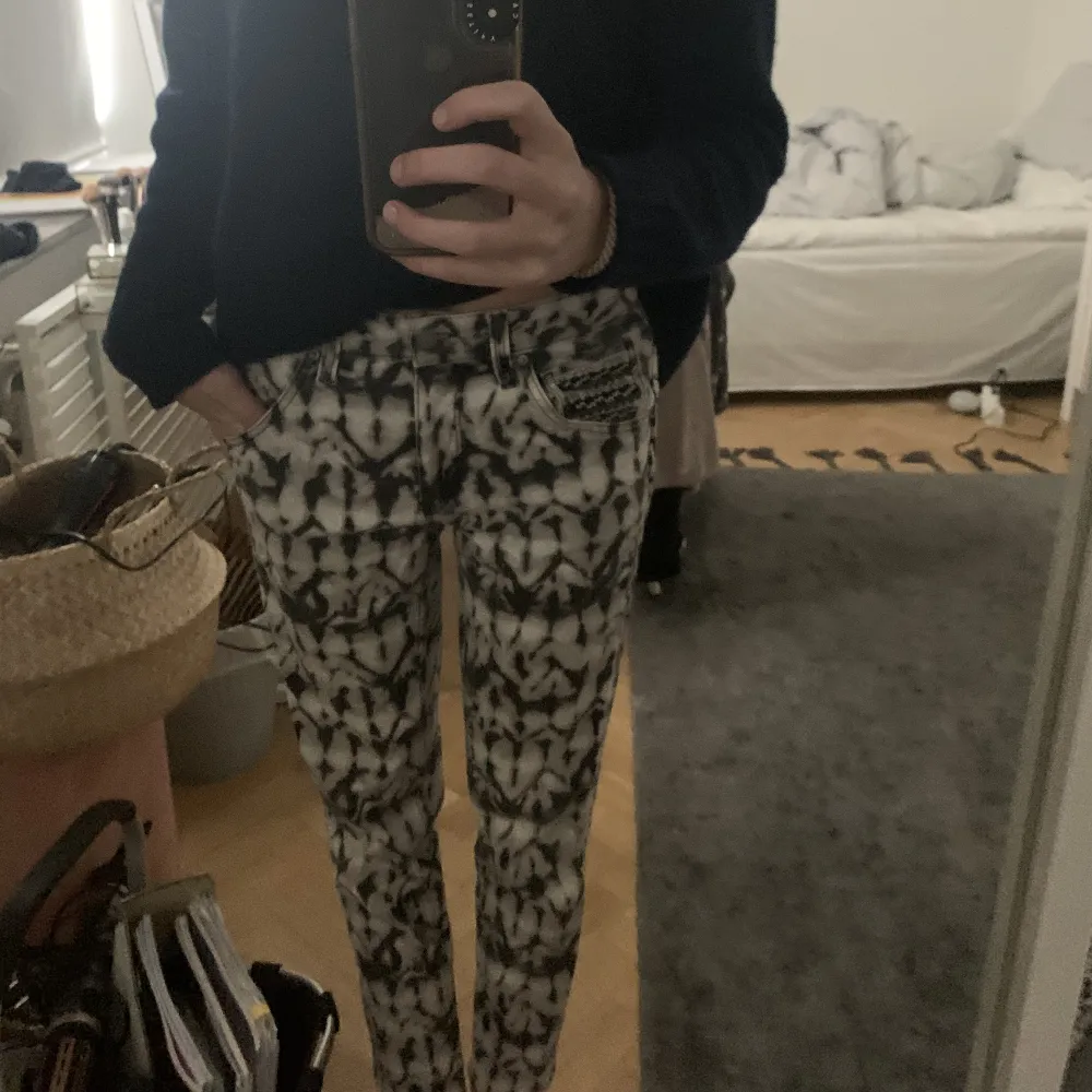 Så så coola Jeans från Isabel marant pour H&M. 🥰. Farkut & Housut.