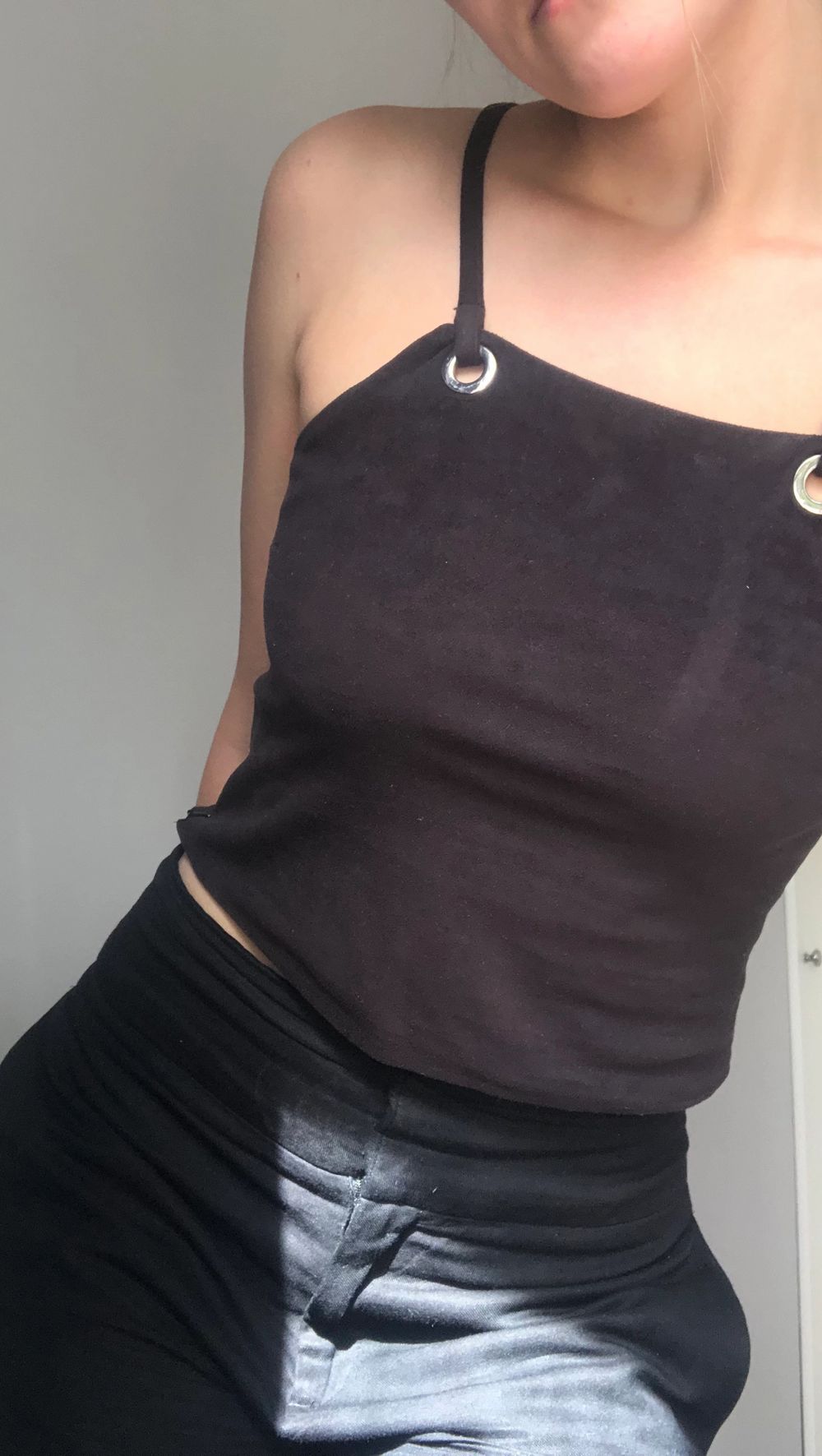 Fin topp från BIKBOK i mockaimitation. Kan mötas i Uppsala eller frakta mot kostnaden 💕. Toppar.