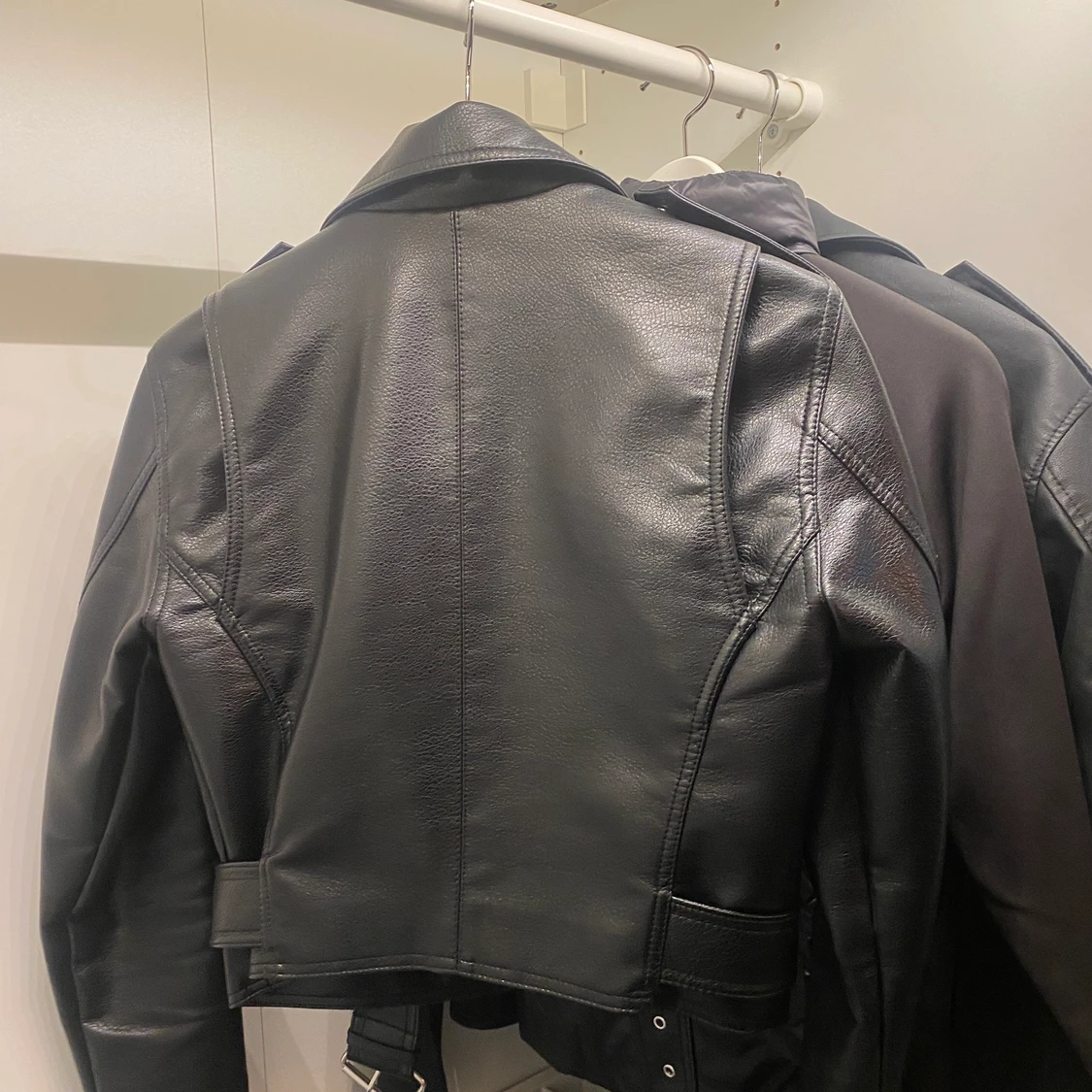 Svart Skinnjacka - 90