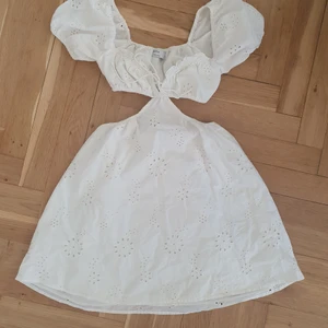 Bershka - Klänning XS. Köpt här, passa ej.