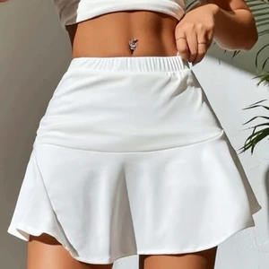 SHEIN kjol - Superfin kjol från SHEIN och helt oanvänd. Står att storleken är petite L men passar från S-M helt perfekt.