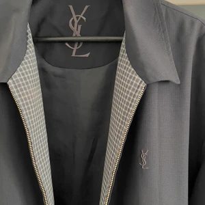 Ysl Saint Laurent Jacka 105/M/L - Väldigt fint använt skick. Storlek M/L