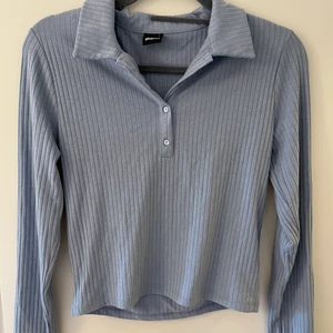 Tröja  - Storlek M/L oanvänd pris 175kr