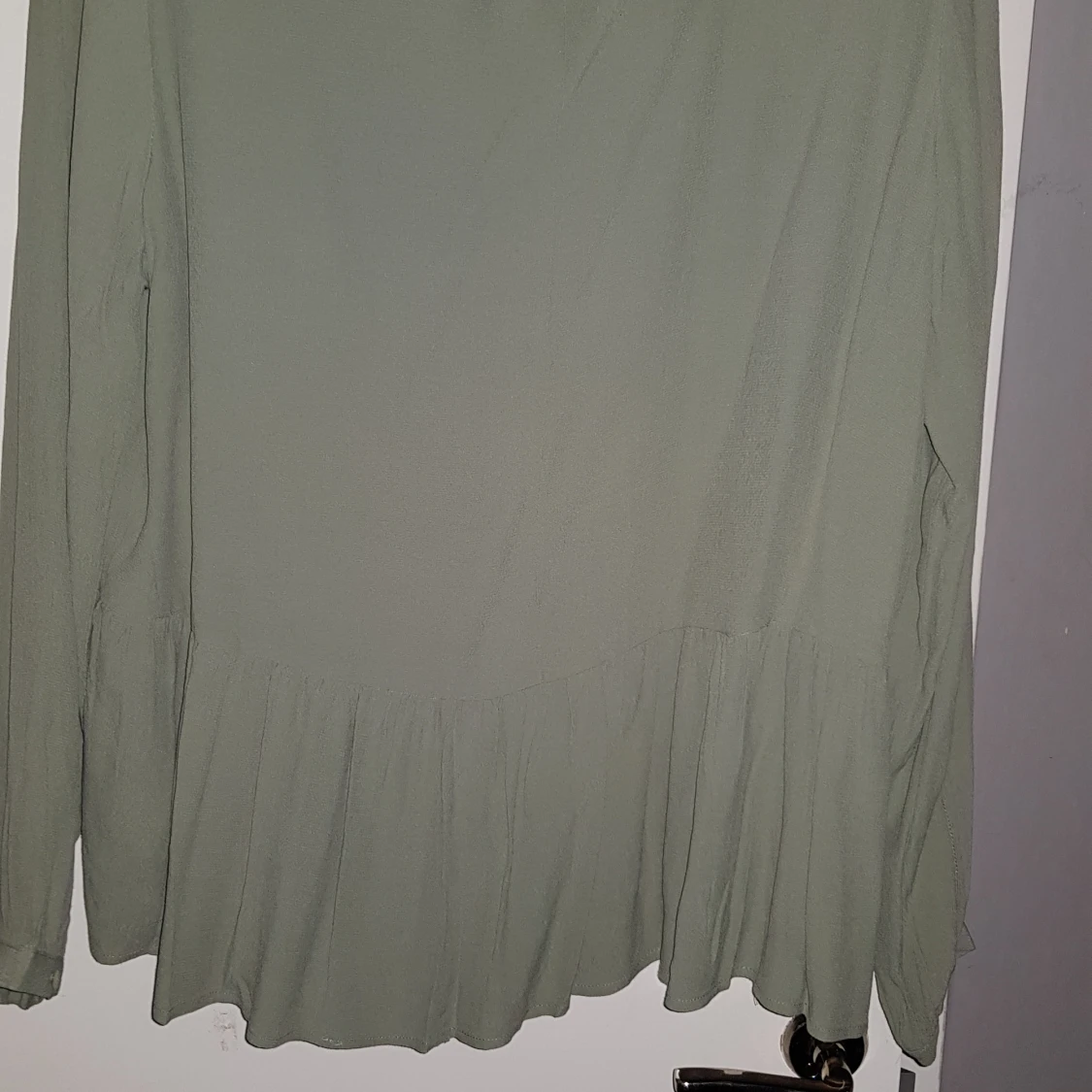 Mossgrön blus av Carin Wester  - 91