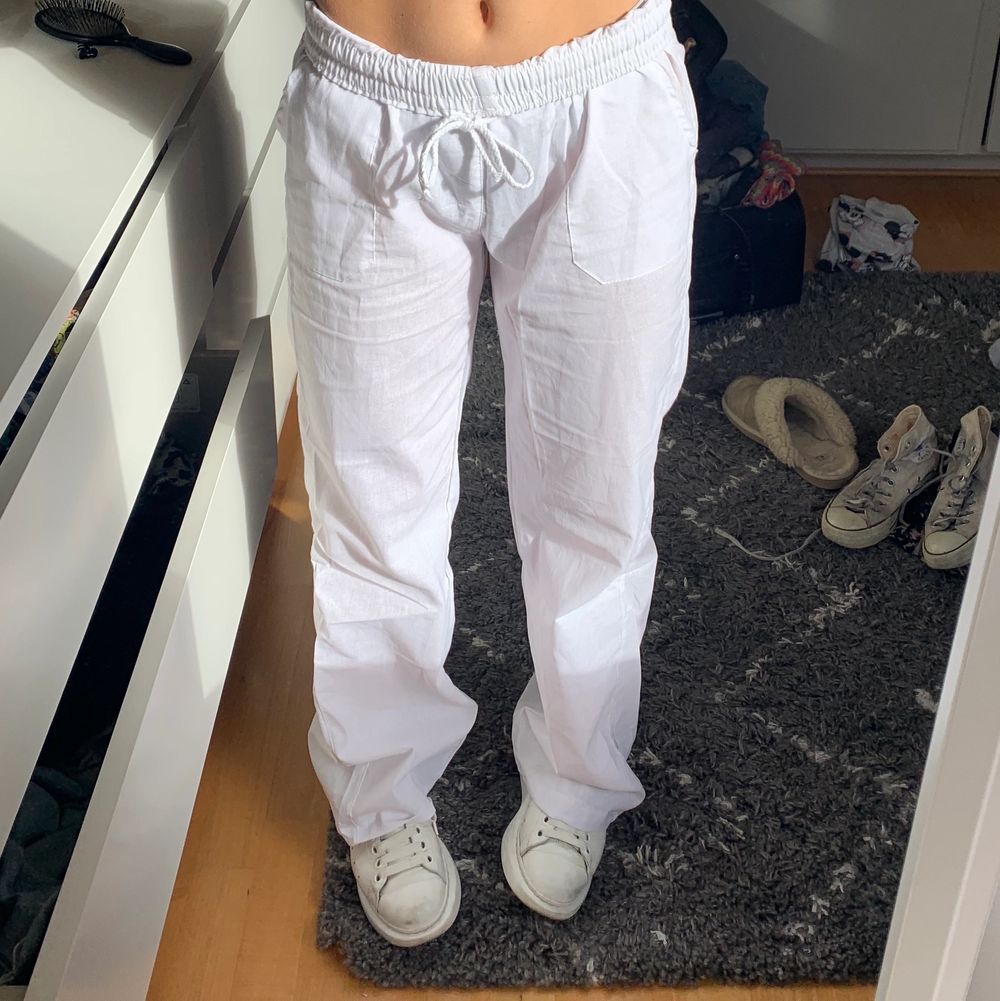 Linnebyxor storlek xs . Jeans & Byxor.