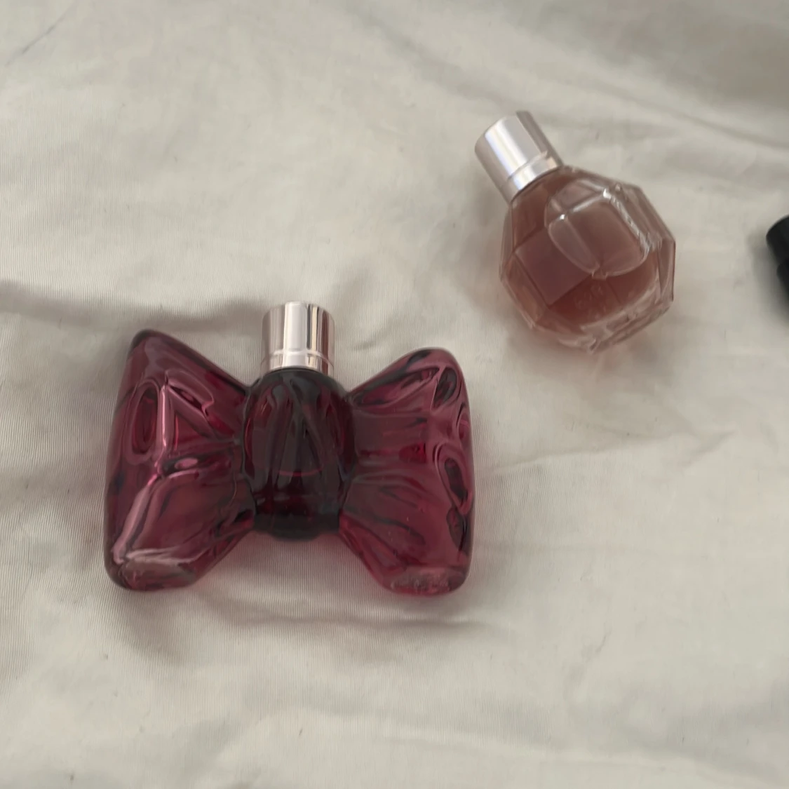 Oanvända parfymer - 90