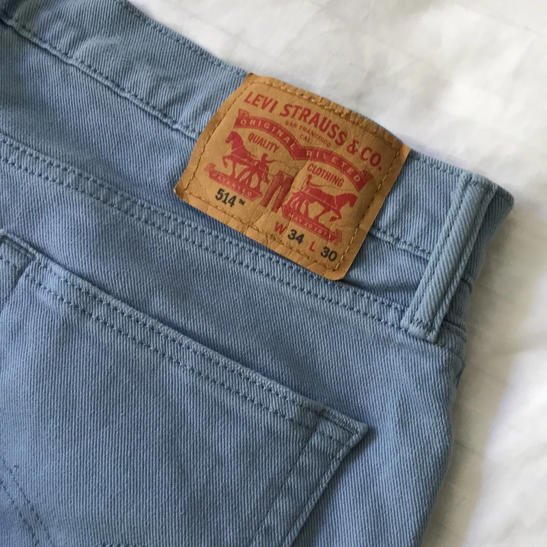 Ljusblå Levi’s 514 - rak passform 