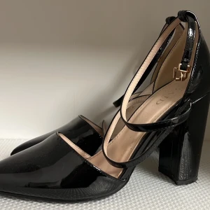 Svarta klackar - Använde några ggr