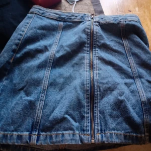 Jeans kjol  - Helt ny lappar kvar 