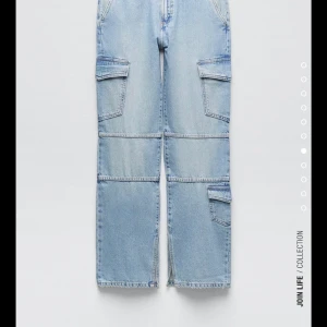 CARGO JEANS - Säljer dessa snygga cargo byxor💙