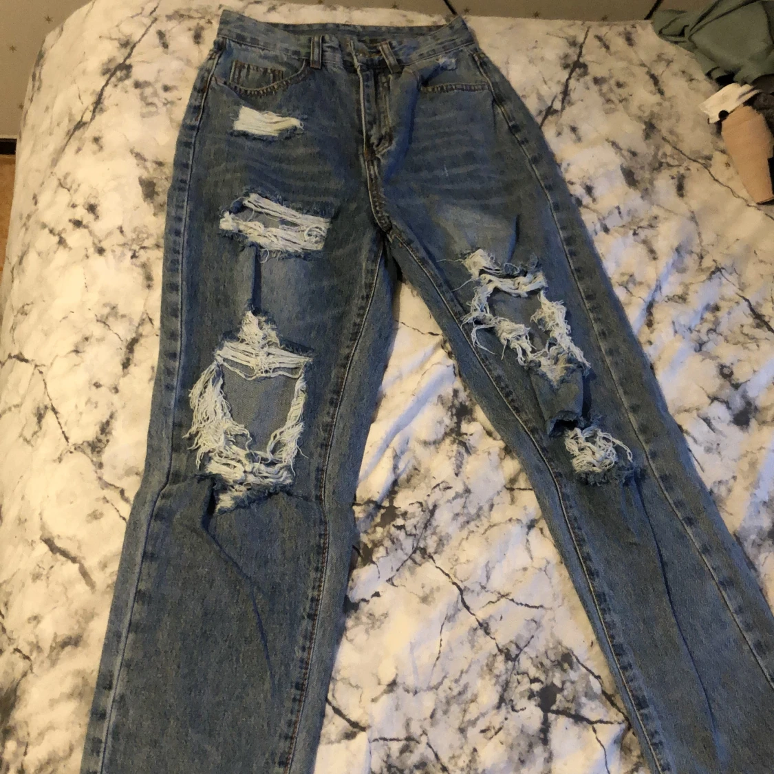 Ljusblåa jeans